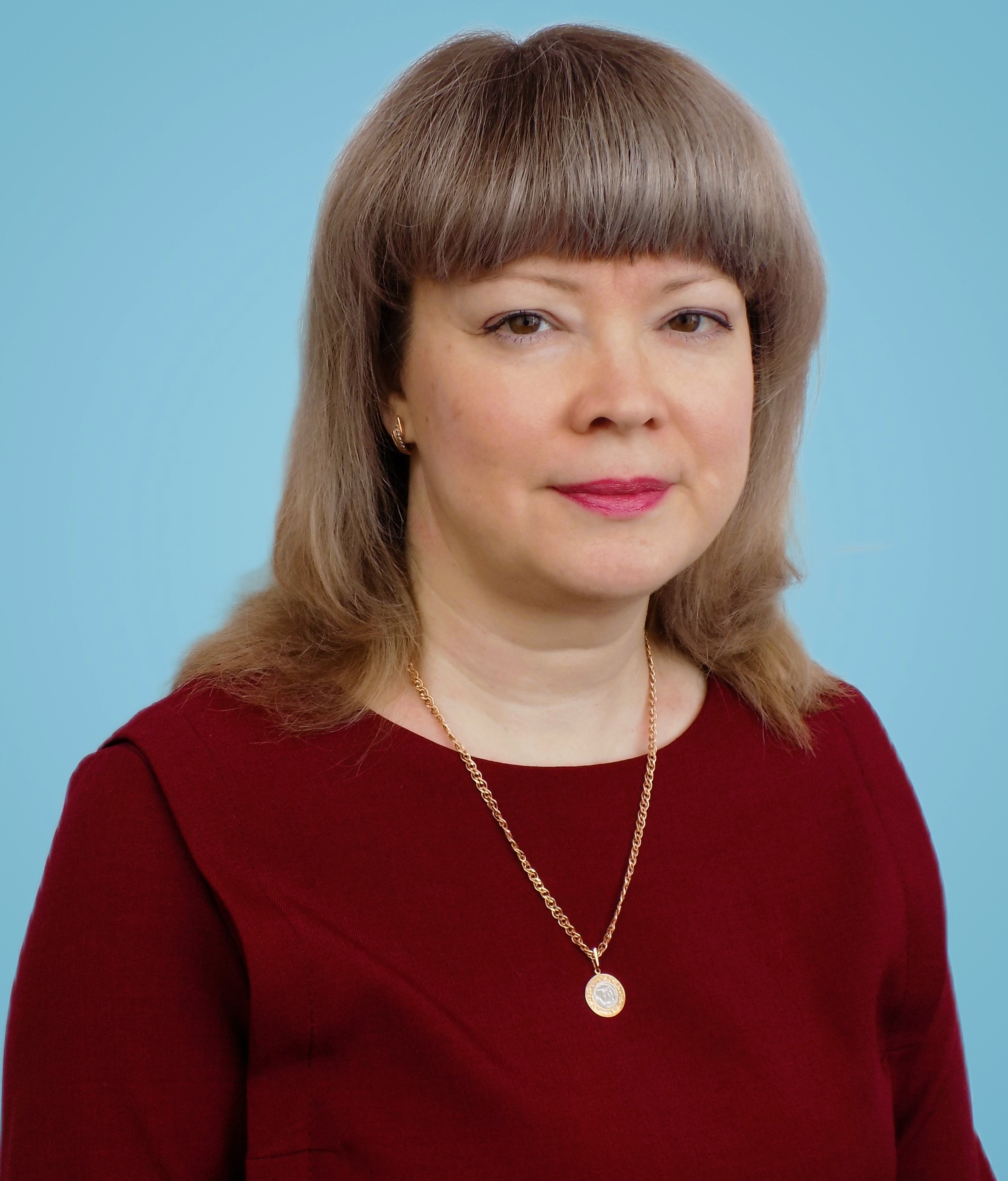 Логопед Алюкова Гульнара Дамировна.