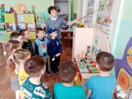 Педагоги ДОУ провели Единый день безопасности Педагоги ДОУ провели Единый день безопасности.